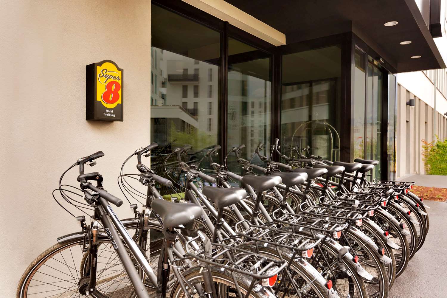 Hotel Super 8 Freiburg, Deutschland, Freiburg im Breisgau. Großes 91