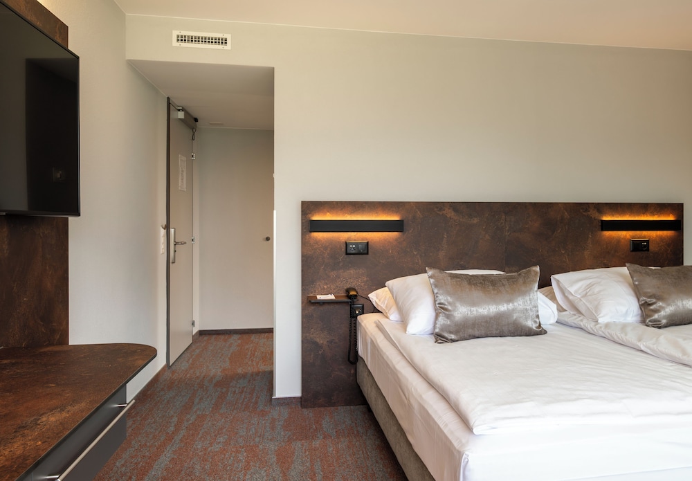 Hotel Metropole Hotel Interlaken, Schweiz, Interlaken. Großes 705