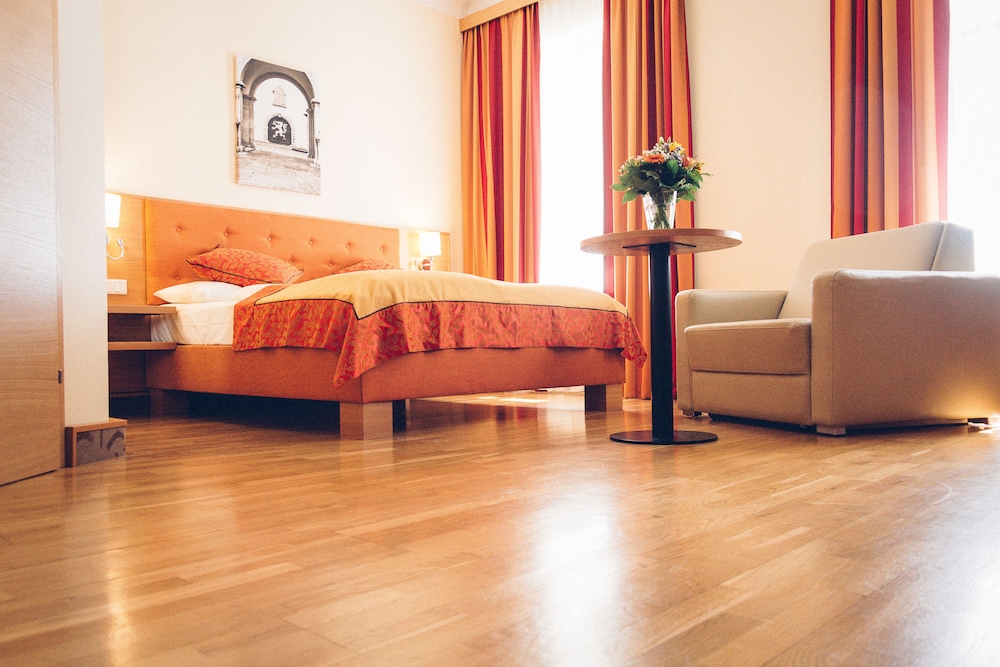 Hotel Hotel Drei Raben (ex Best Western Drei Raben), Österreich, Graz. Großes 140