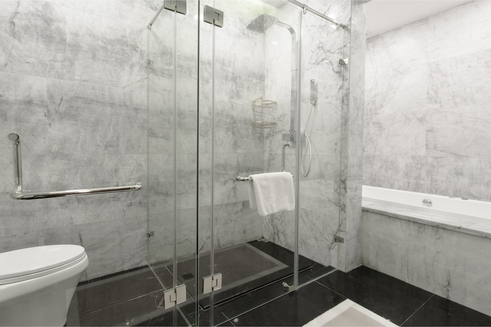 Hotel Hotels and Preference Hualing Tbilisi, Georgien, Tiflis. Großes 424