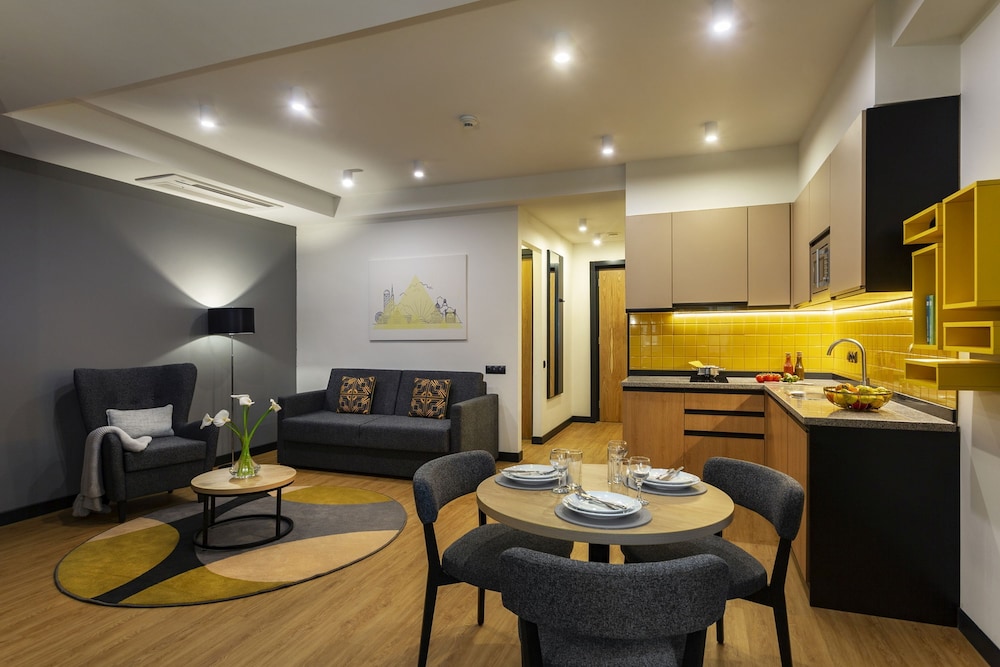 Hotel Citadines City Centre Tbilisi, Georgien, Tiflis. Großes 108