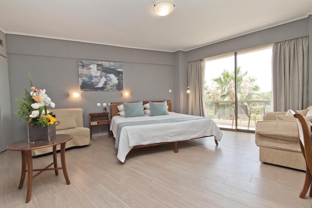 Hotel Golden Sun Peloponnese, Griechenland, Finikoundas. Großes 129