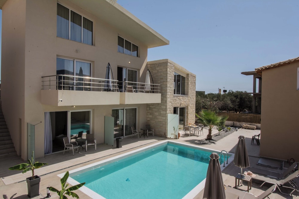 Cretan Mare Luxury Suites