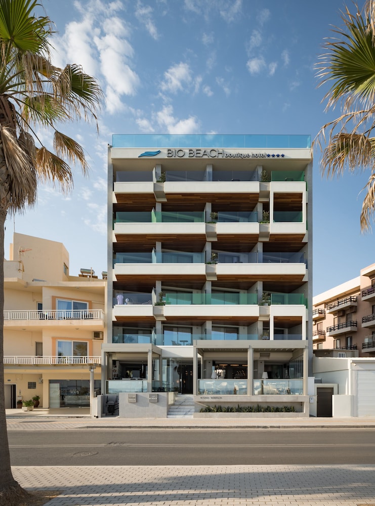 Pegasus Hotel & Apartments