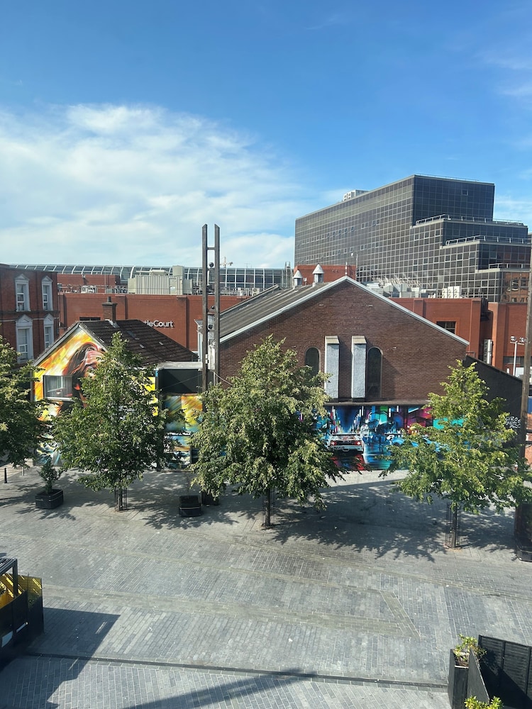 Dream Apartments Pods