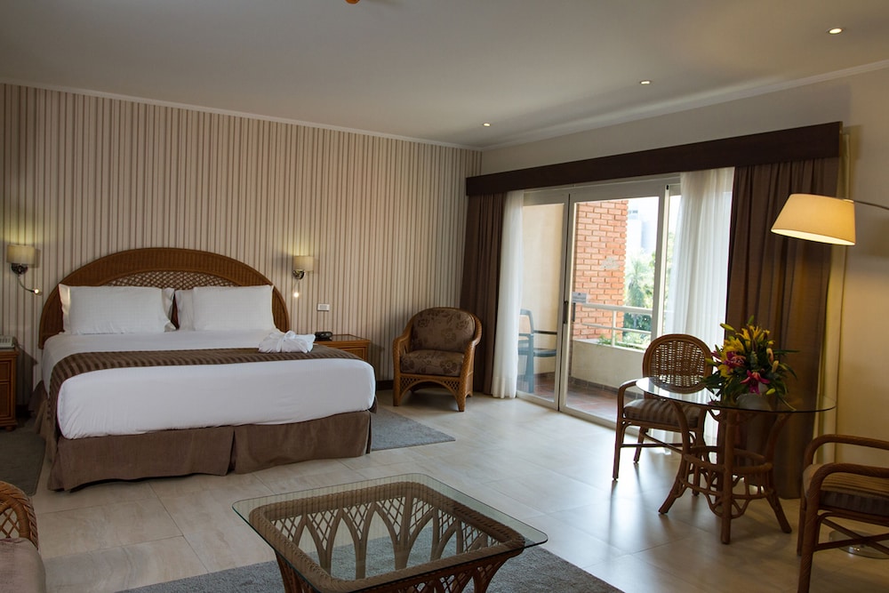 Camino Real Hotel photo 5