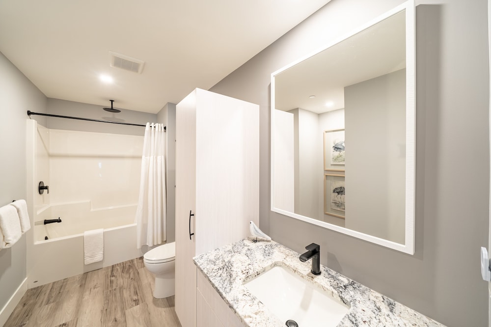 Hotel Sunrise Ridge Waterfront Resort, Kanada, Parksville. Großes 108