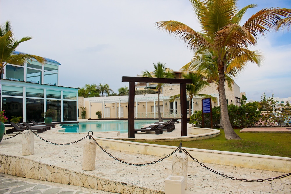 Hotel Sports Illustrated Resorts Marina & Villas Cap Cana, Dominikanische Republik, Punta Cana. Großes 113