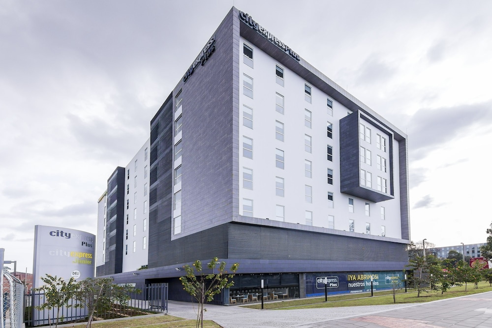 City Express Plus by Marriott Bogota Aeropuerto