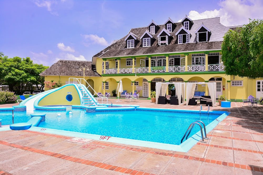 SandCastles Ocho Rios