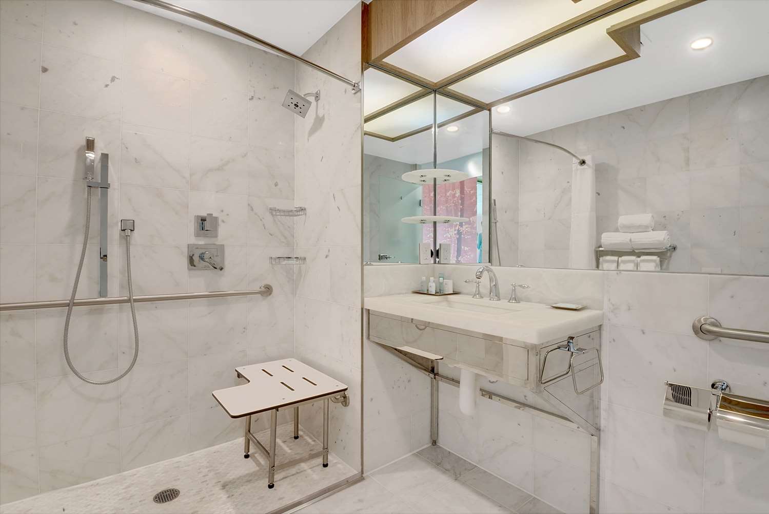 Hotel Wyndham Garden Brooklyn Sunset Park, USA, New York City - Manhattan. Großes 88