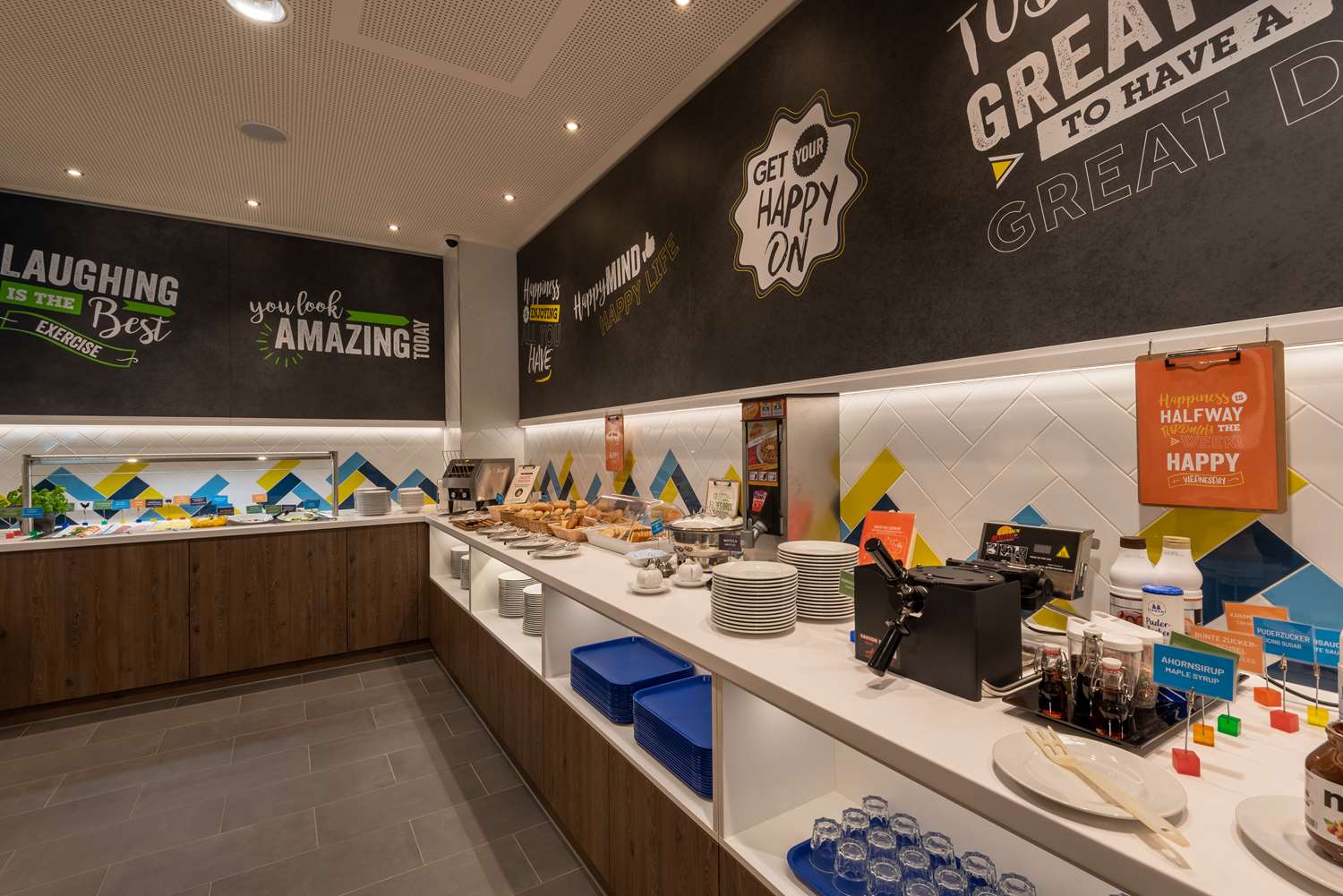 Hotel Hampton by Hilton Dusseldorf City Centre, Deutschland, Düsseldorf. Großes 383