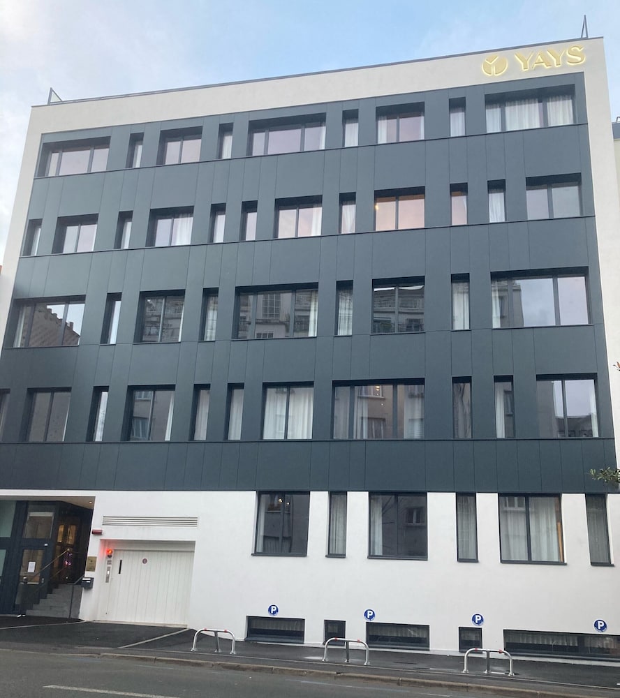 YAYS Paris Issy