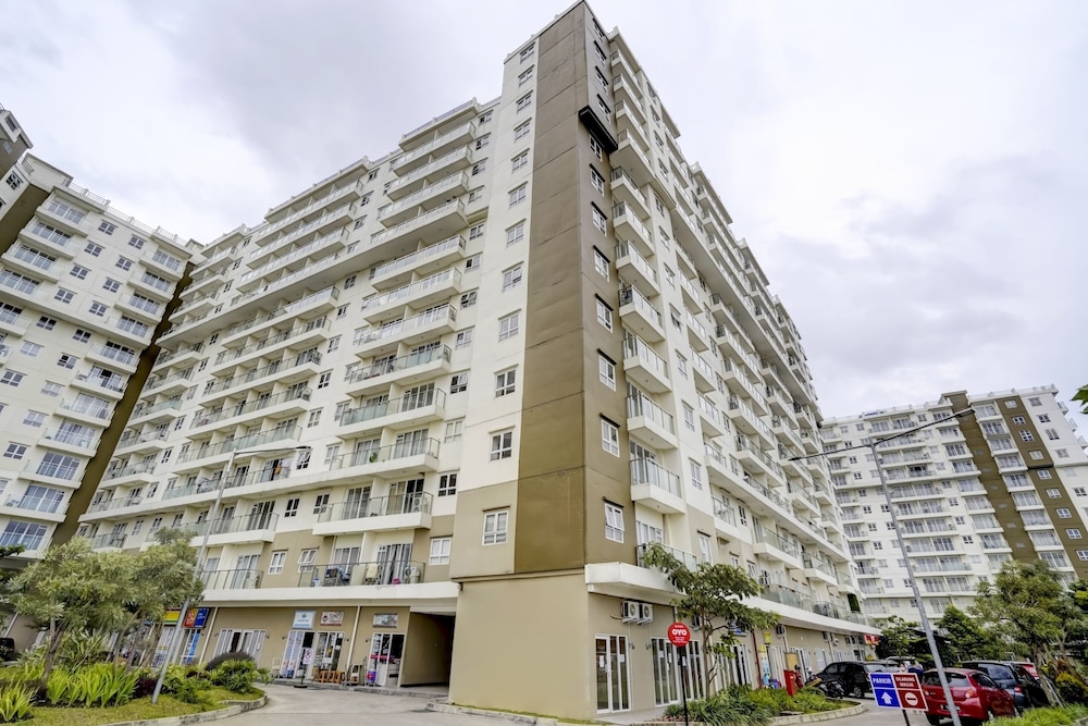 OYO 90205 Queen Rent Apartment Gateway Pasteur