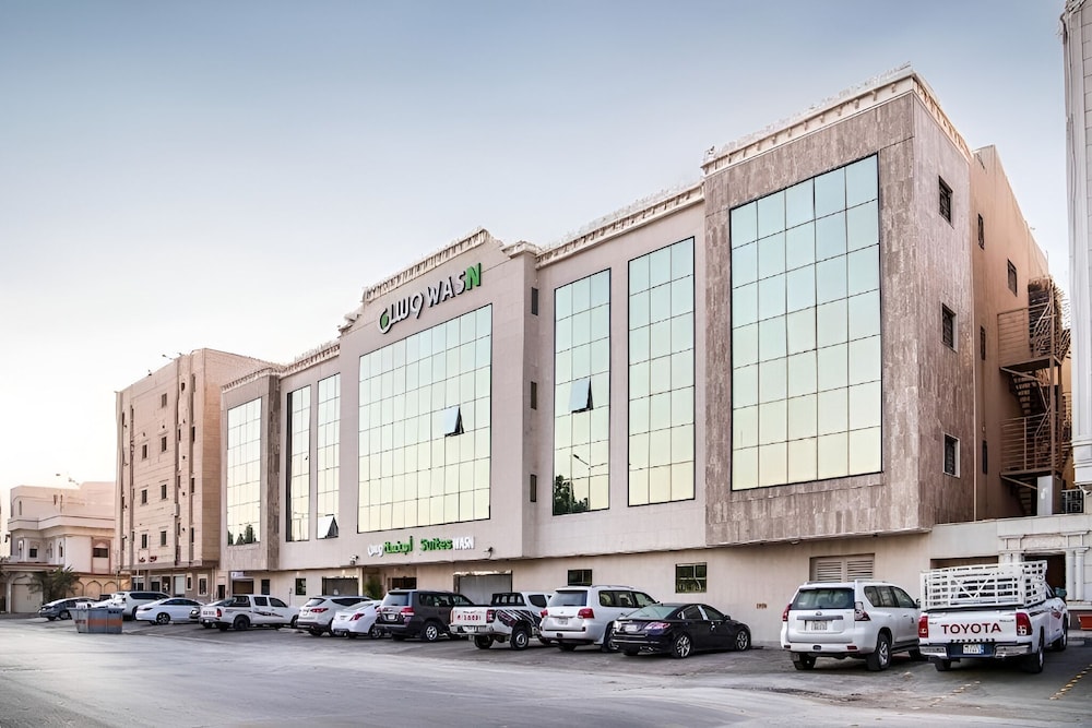 OYO 628 Wasan Suites