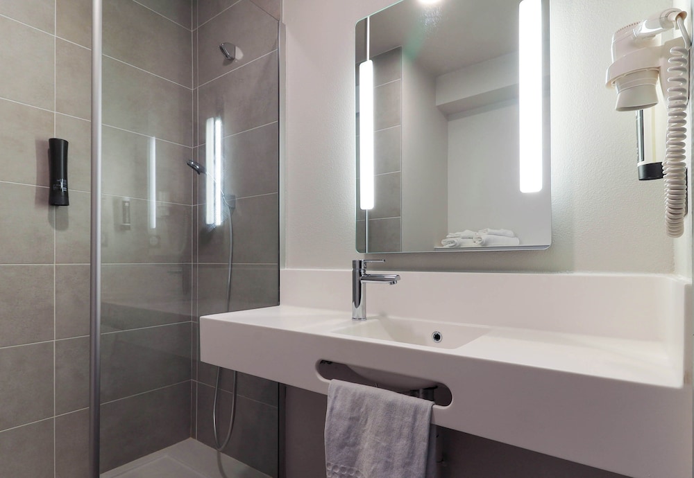 Hotel B&B Hotel Le Creusot Montchanin, Frankreich, Montchanin. Großes 34