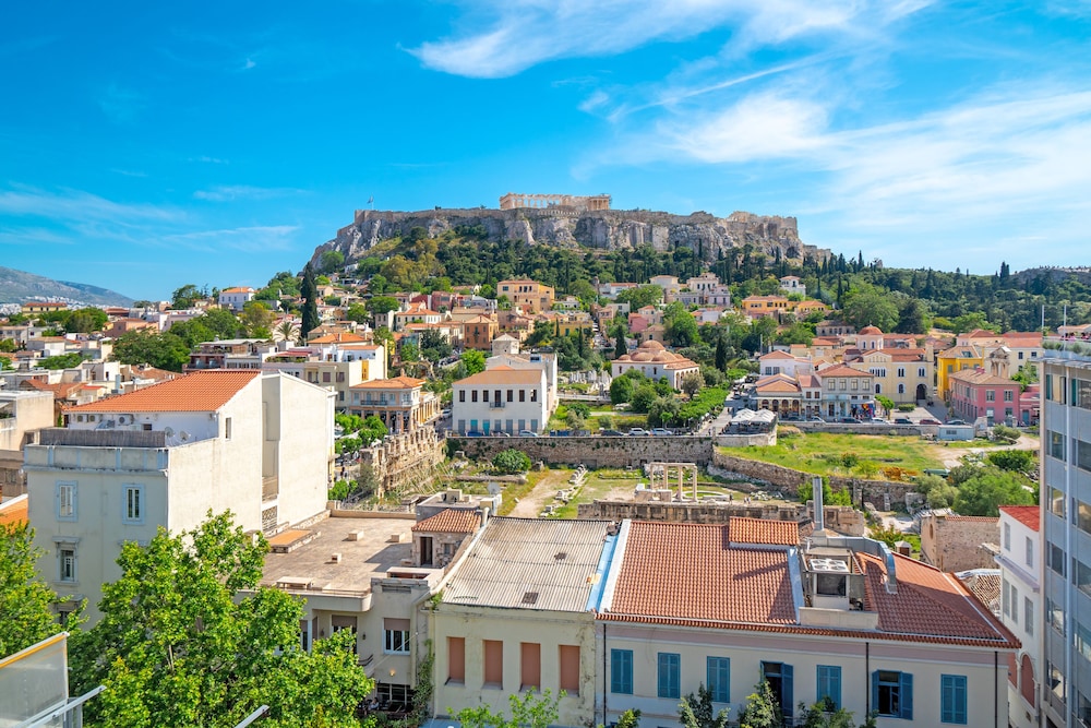 Mythos Luxury Suites