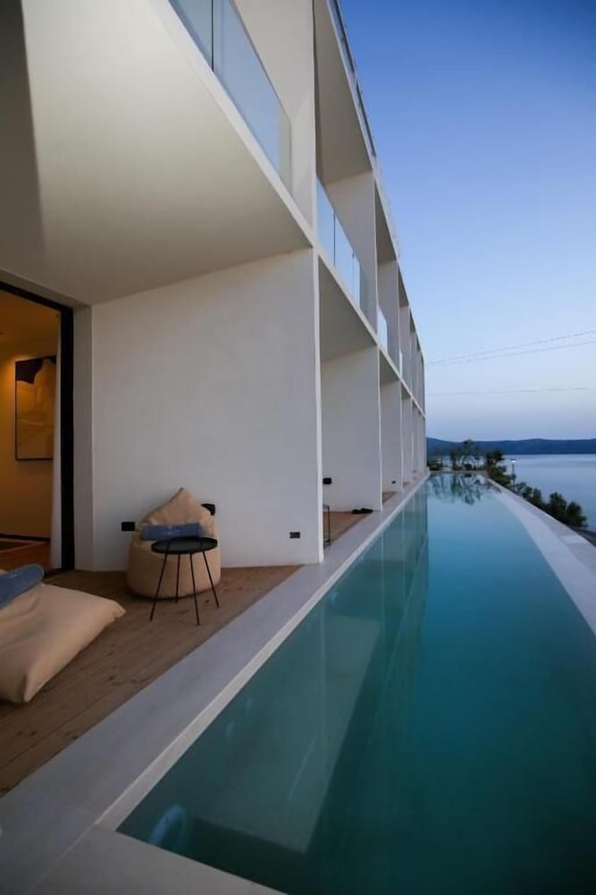 Nobus Hotel
