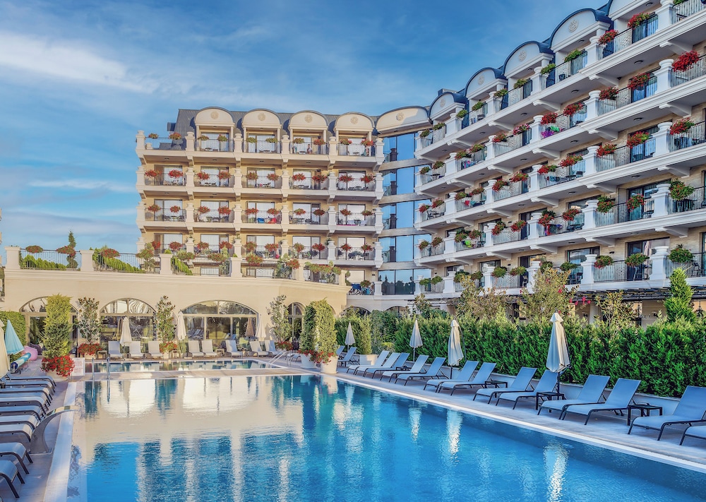 Casa di Fiore SPA and Medical Hotel