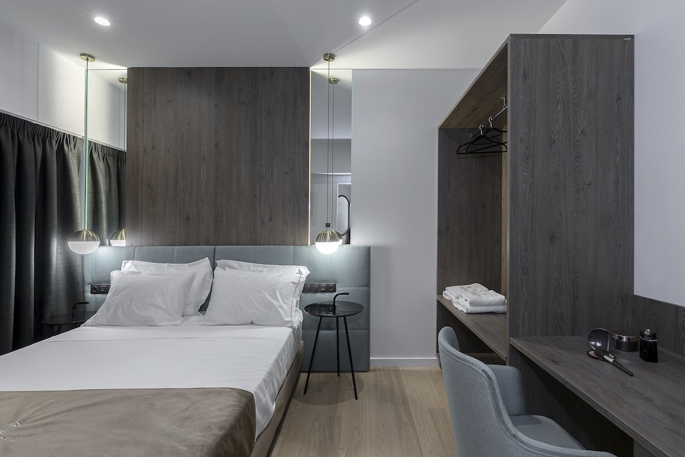 Philosofia Athens Suites