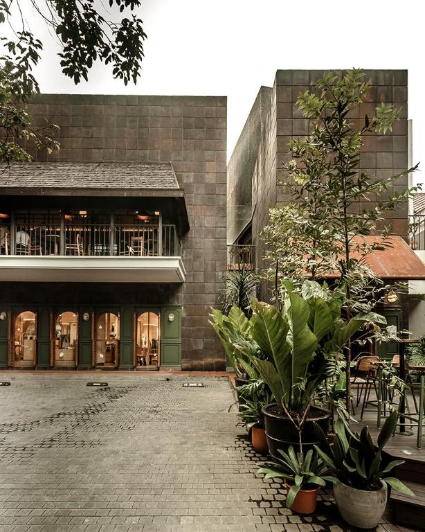 The House Tour Hotel Downtown