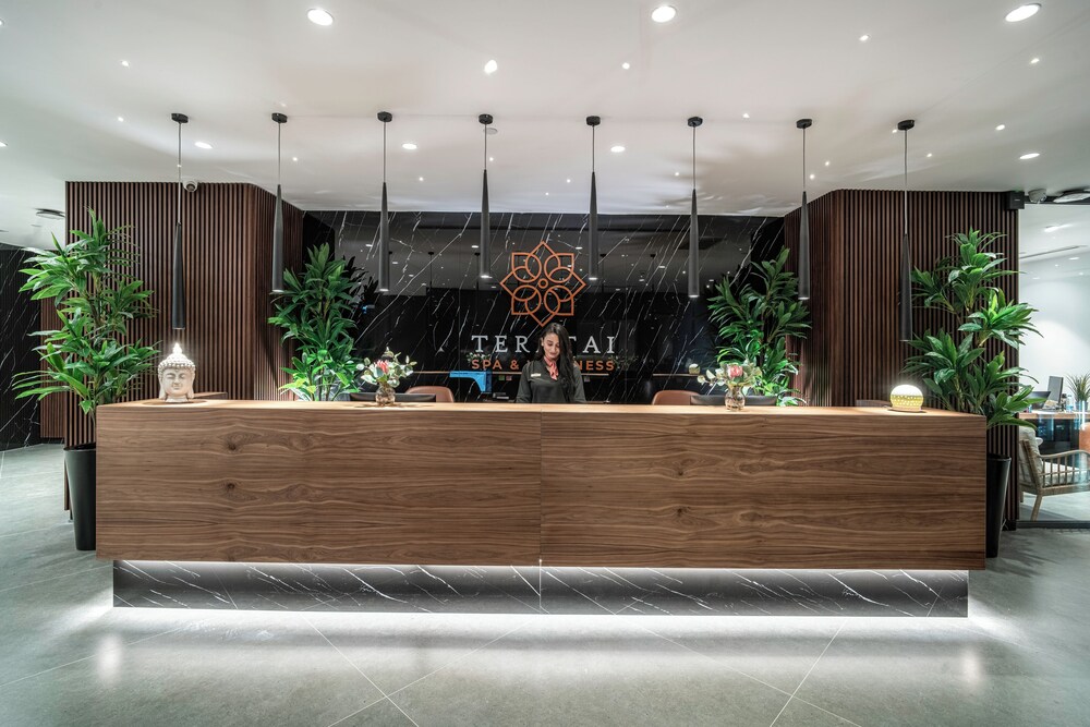 Grand Sapphire Resort