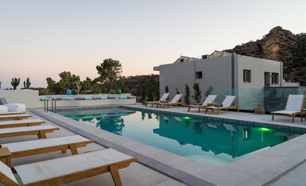 Pignolia Suites - Adults Only