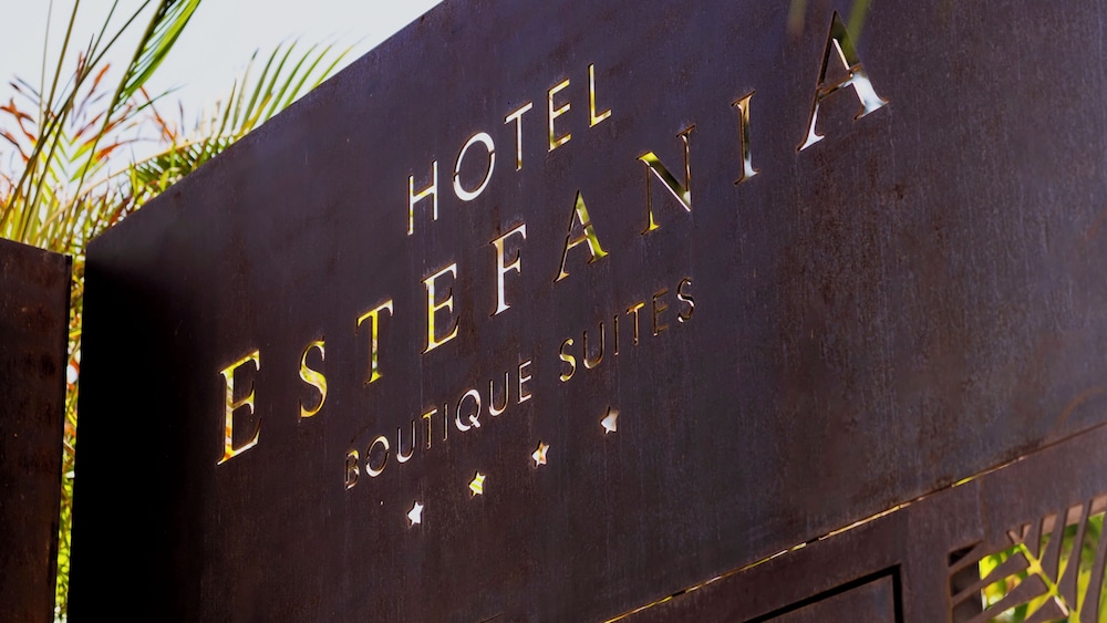 Hotel Estefania Boutique Suites (Adults Only)