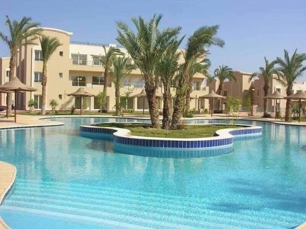 Sunset Boutique Sahl Hasheesh By Pyramisa