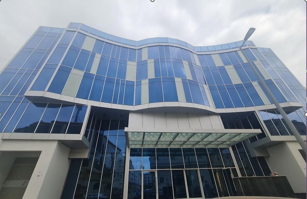 Nur Al Naseem by Makarem