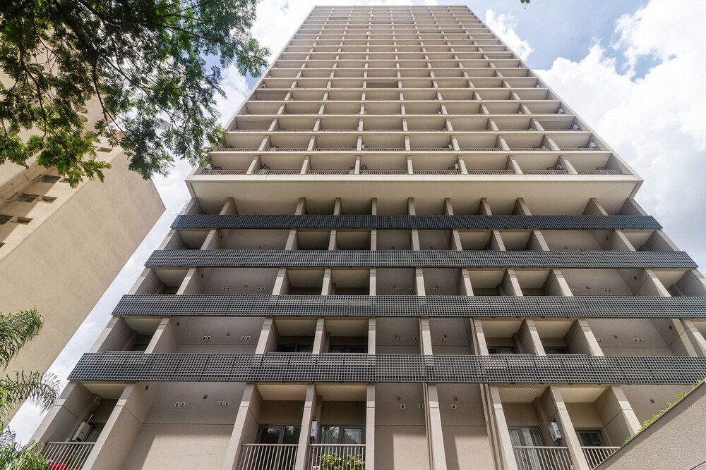 Charlie Houx Pinheiros