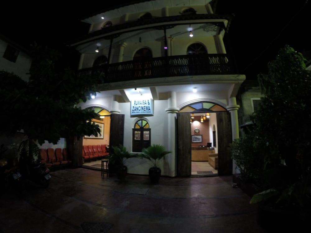 Rumaisa Hotel