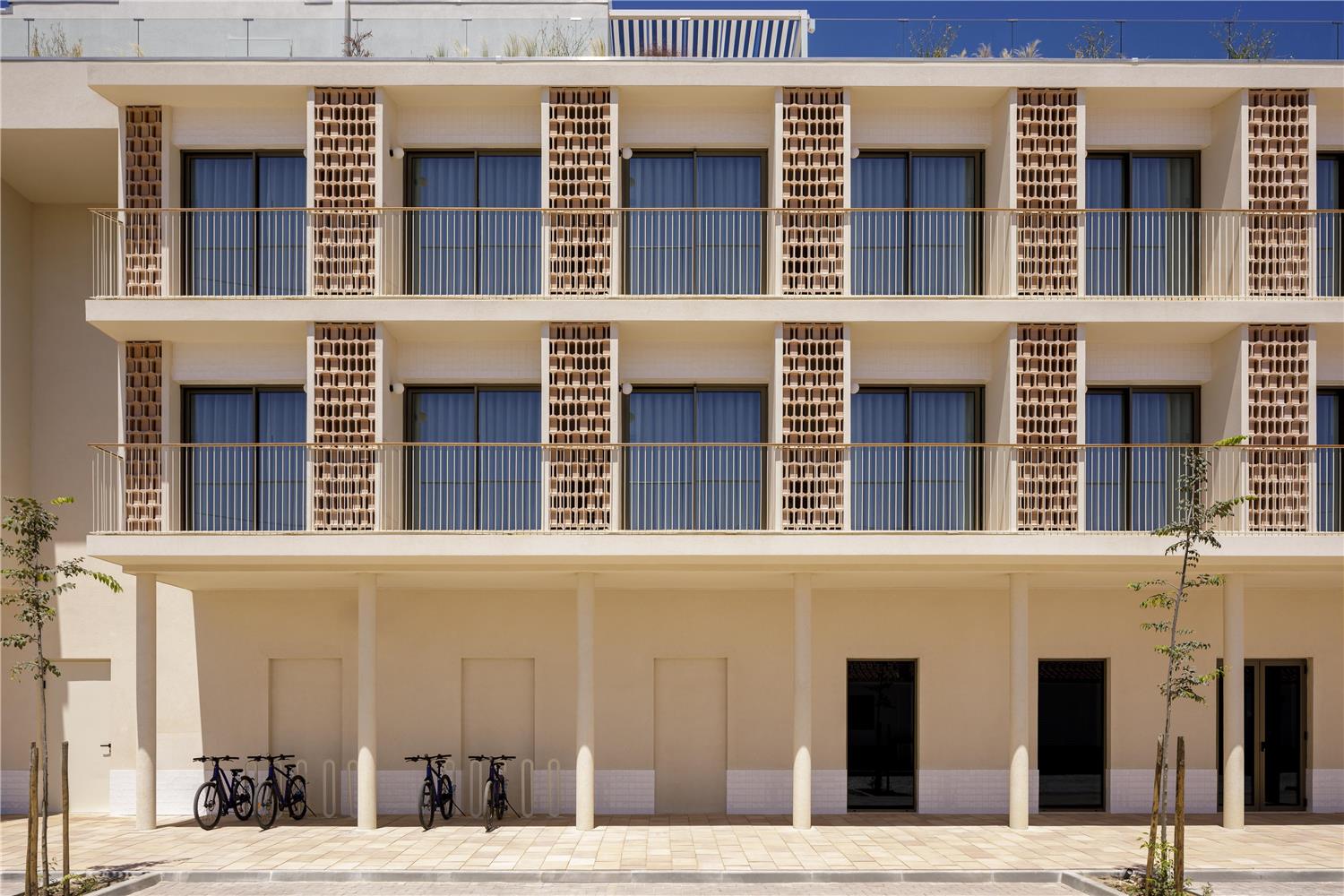 Amarello Hotel Praia Santo Andre, Tapestry Collection by Hilton