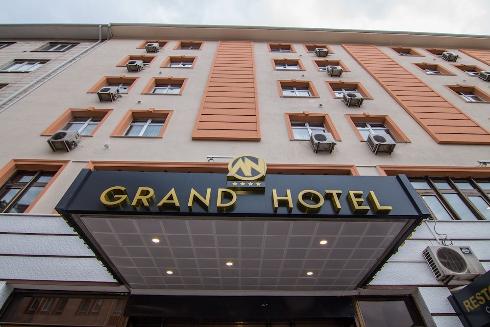 An Grand Hotel