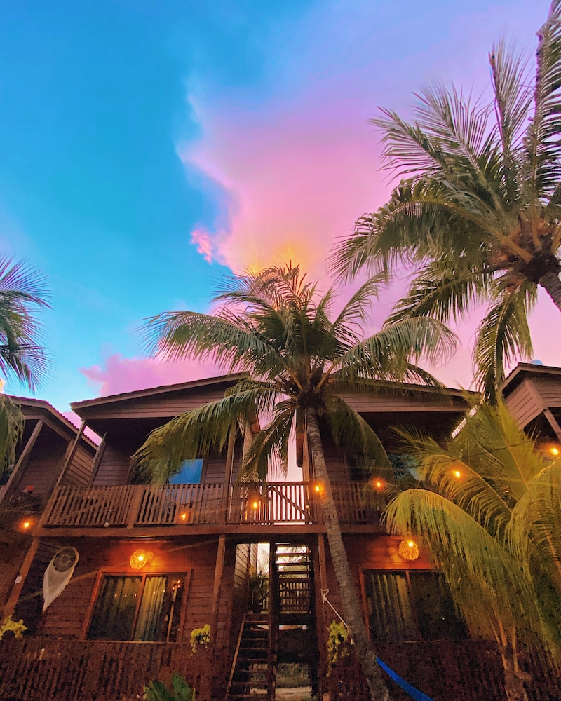 COCONUT BY OOL HOTELS