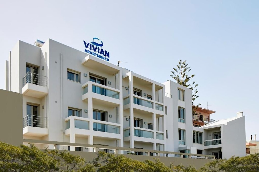 Vivian Art Apartments