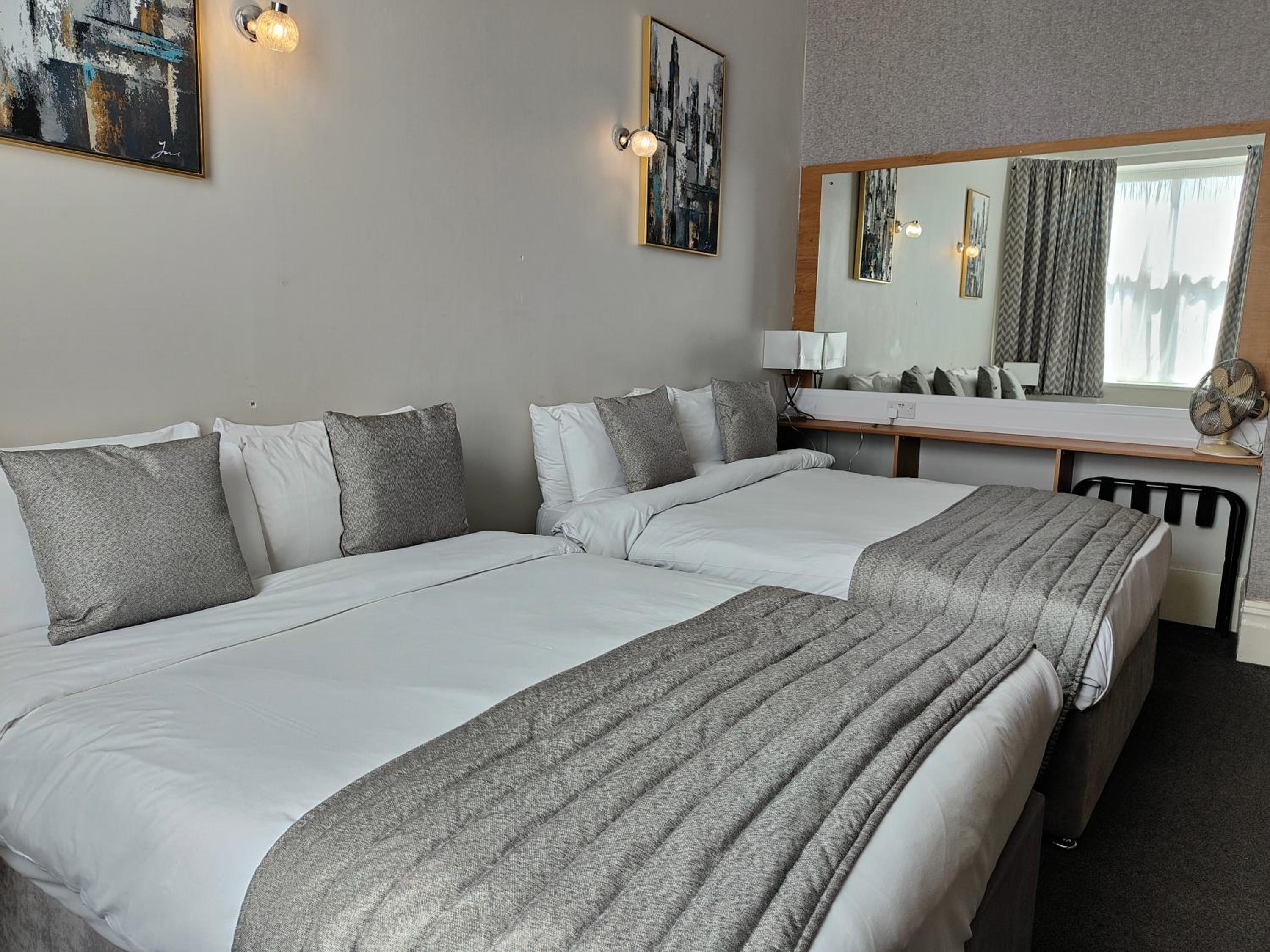 Hotels 24-7 - The Old Victoria Hotel