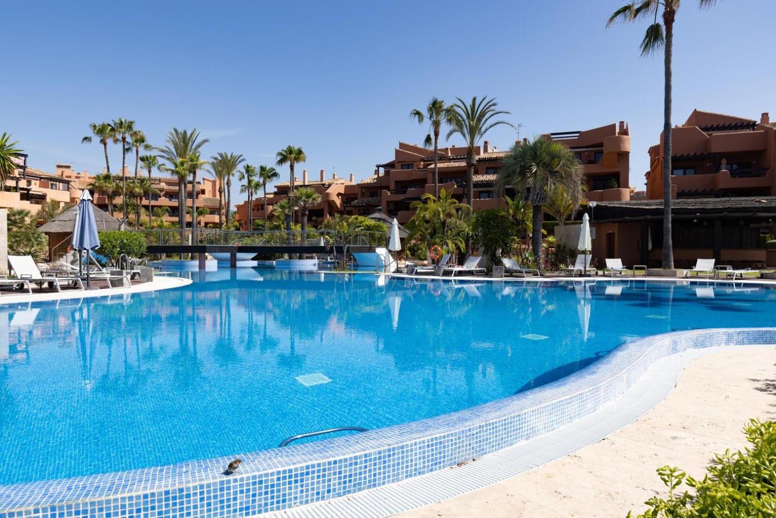 Estepona Mar Azul Aparthotel