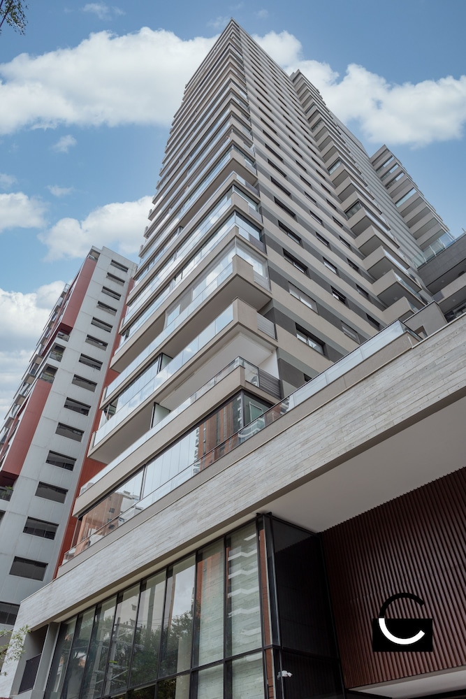 Charlie Oscar Freire