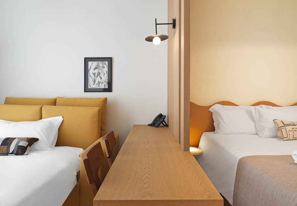 Alinea Market Agora Square