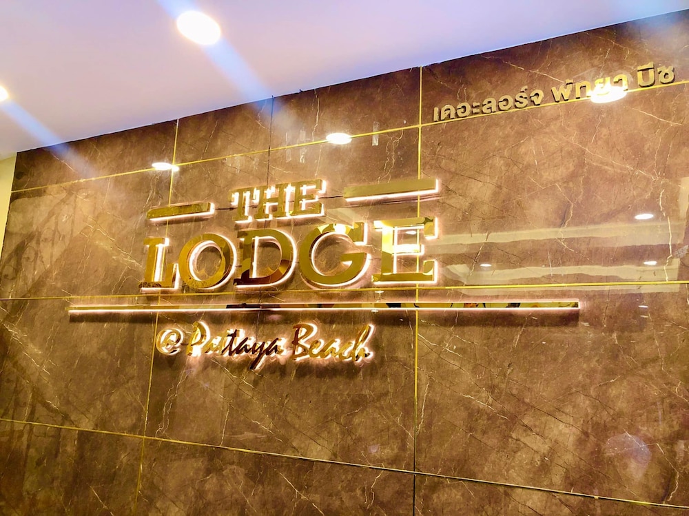 The Lodge Pattaya by ZUZU