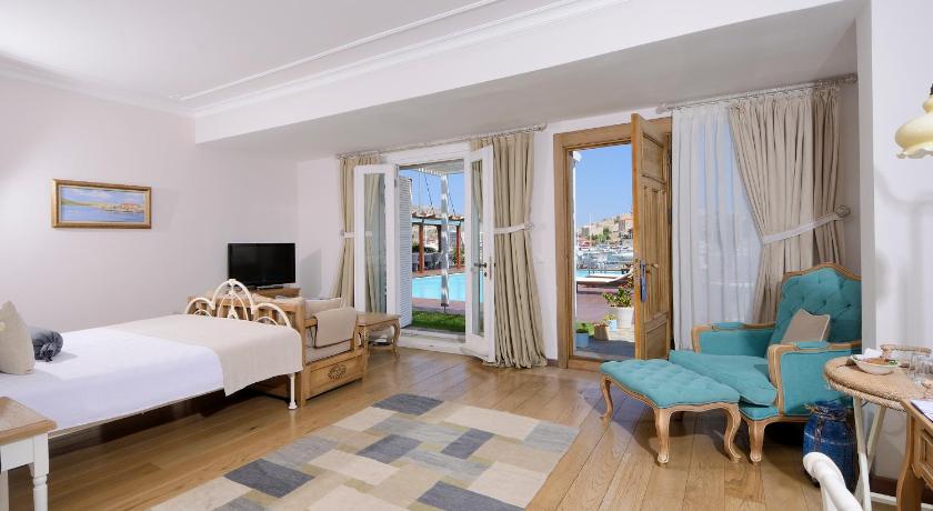 Cesme Marina Konuk Evi