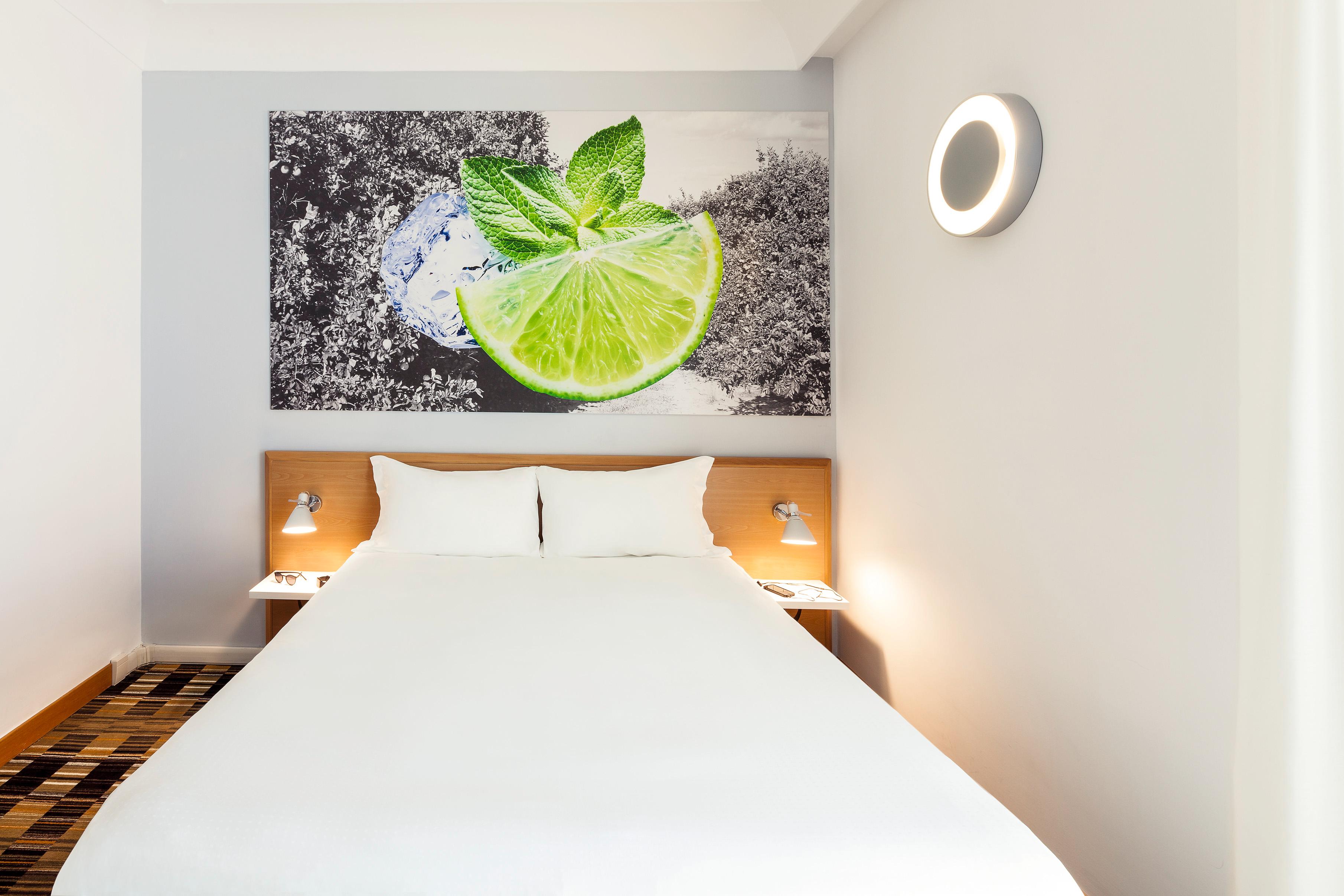 Hotel Ibis Styles Napoli Garibaldi, Italien, Neapel. Großes 395