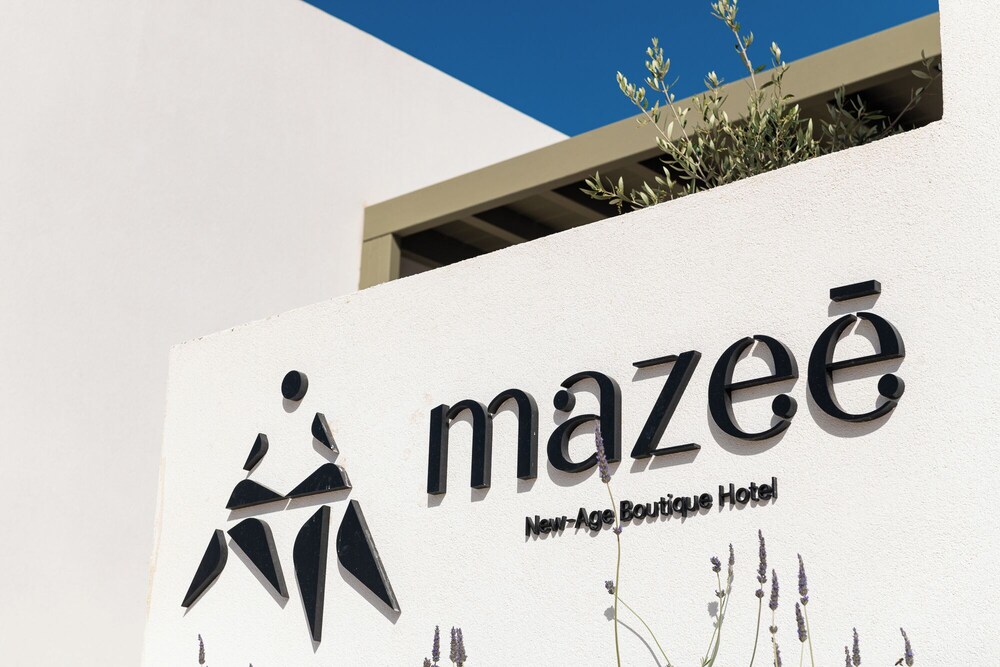 Mazee New Age Hotel