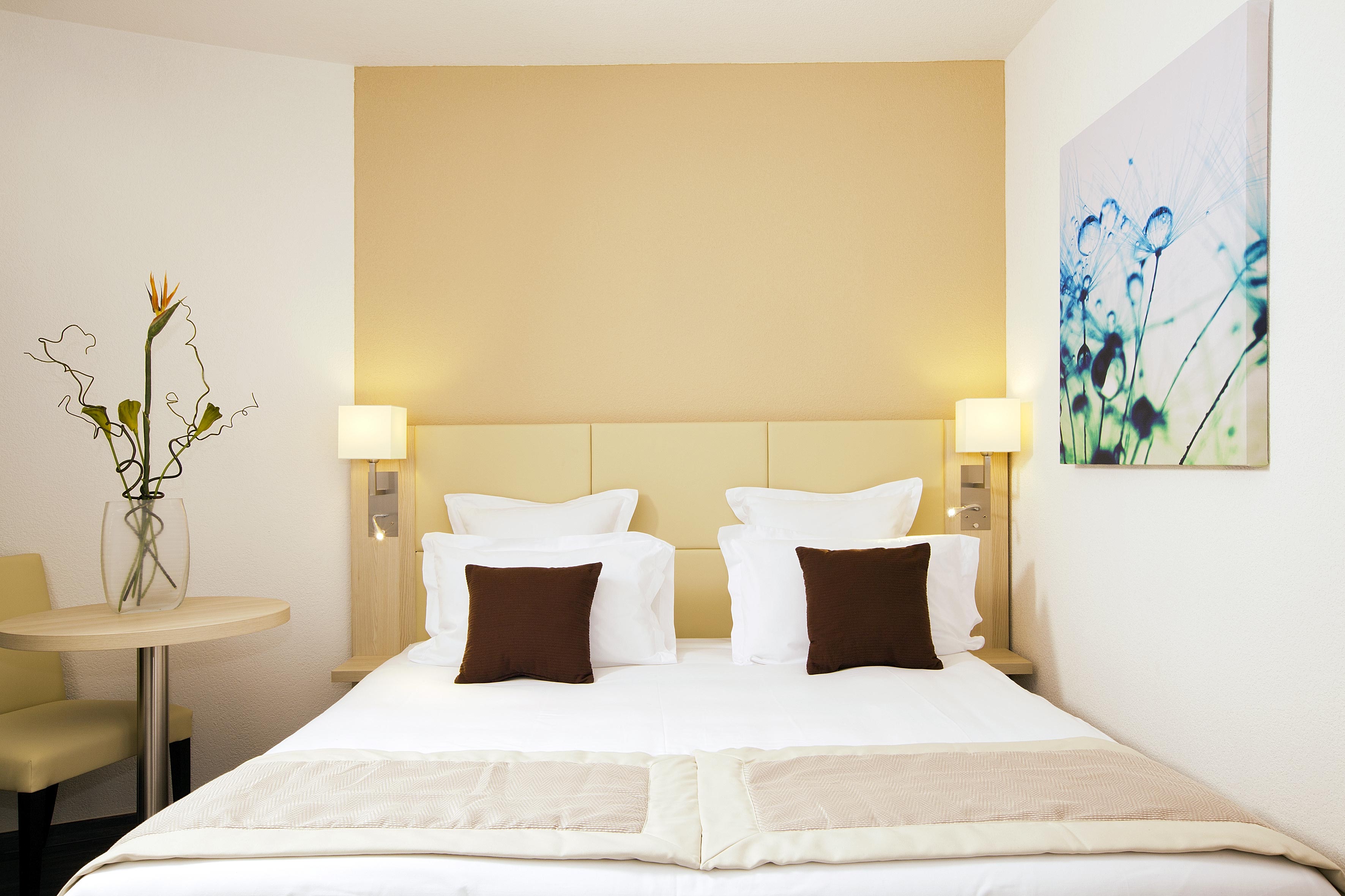Hotel Residhome Neuilly Bords de Marne, Frankreich, Neuilly-Plaisance. Großes 104
