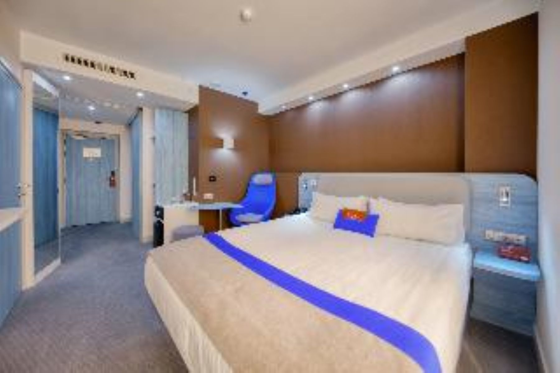 Hotel Holiday Inn Express Yerevan, Armenien, Jerewan. Großes 604
