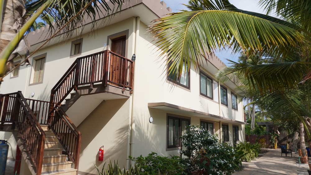 Blackstone Beach Resort