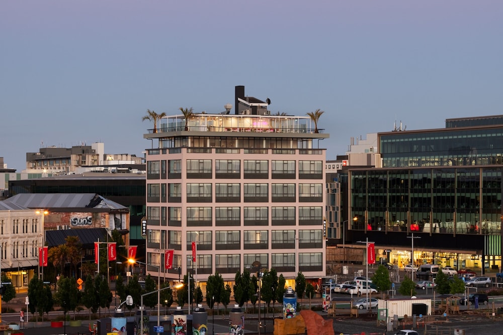 The Muse Christchurch, Art Hotel