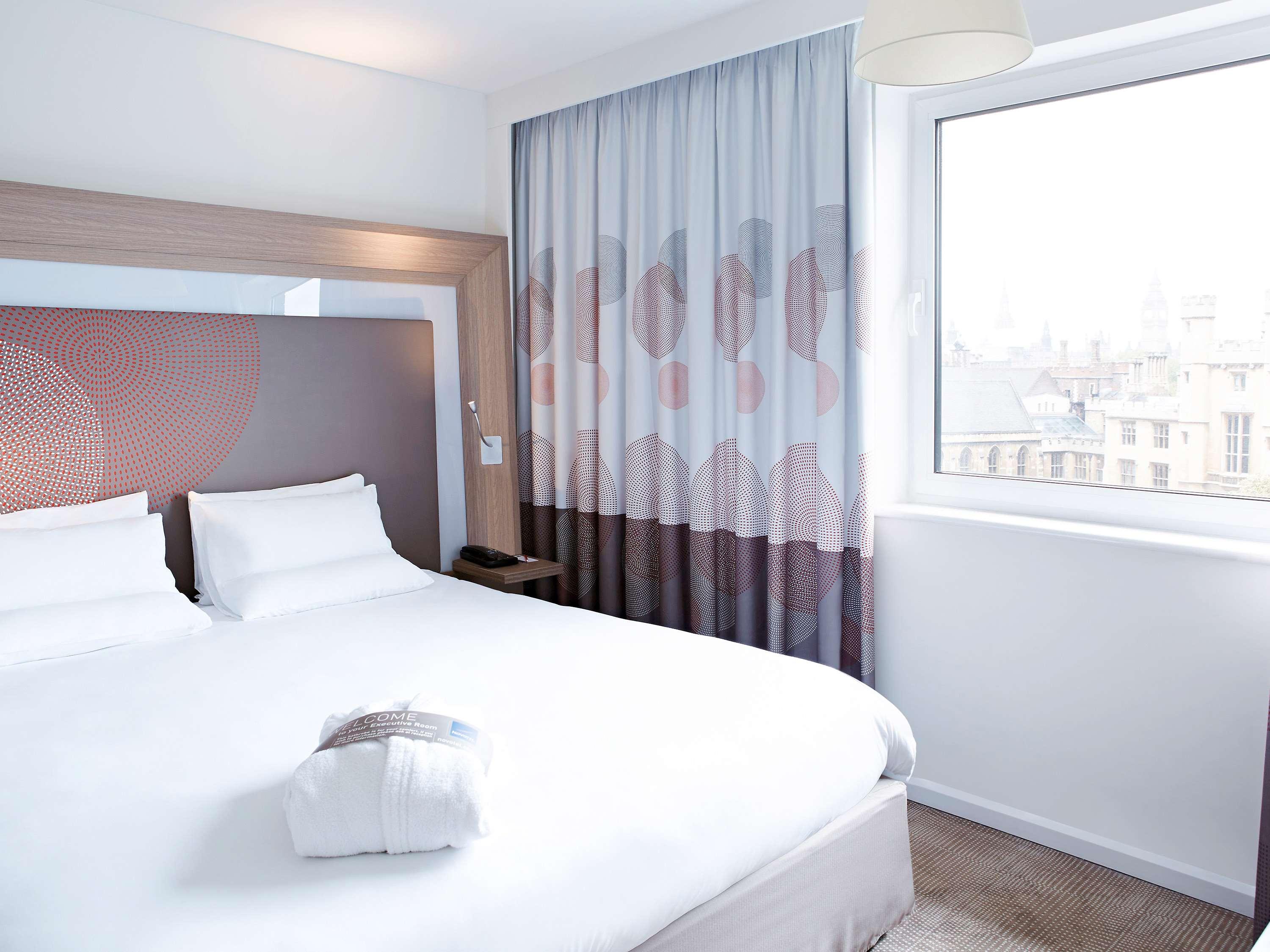 Hotel Novotel London Waterloo, Großbritannien, London. Großes 379