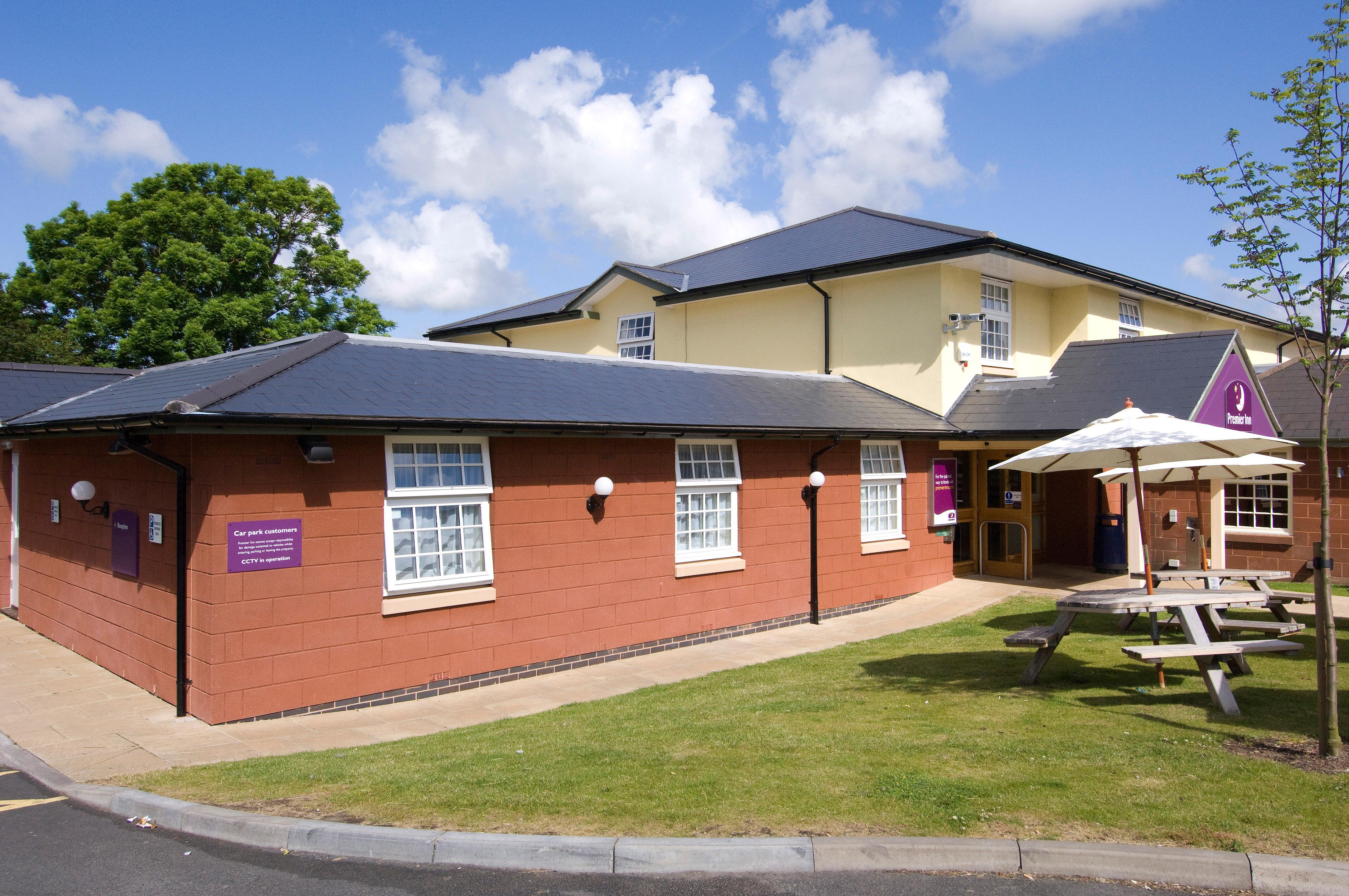 Premier Inn Shrewsbury North (Harmer Hill)